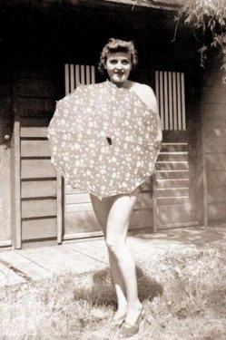 Hitler’in eşi Eva Braun'un görülmemiş fotoğrafları  - Resim 15