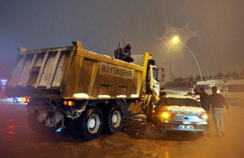 Ankara kar altında - Resim 26