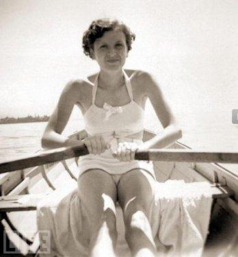Hitler’in eşi Eva Braun'un görülmemiş fotoğrafları  - Resim 7