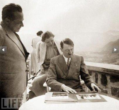 Hitler’in eşi Eva Braun'un görülmemiş fotoğrafları  - Resim 1