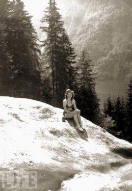 Hitler’in eşi Eva Braun'un görülmemiş fotoğrafları  - Resim 4