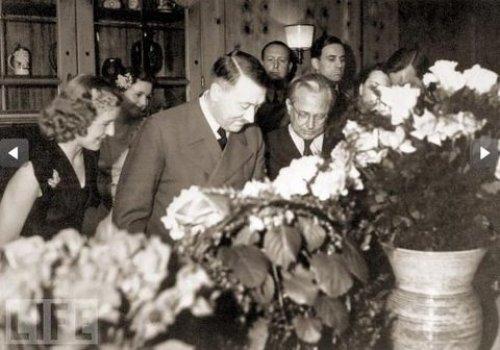 Hitler’in eşi Eva Braun'un görülmemiş fotoğrafları  - Resim 6