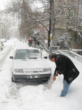 Ankara kar altında - Resim 31