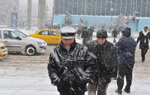 Ankara kar altında - Resim 40