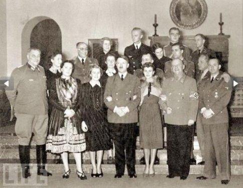 Hitler’in eşi Eva Braun'un görülmemiş fotoğrafları  - Resim 11