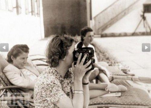 Hitler’in eşi Eva Braun'un görülmemiş fotoğrafları  - Resim 20