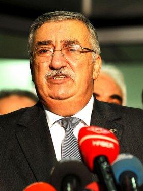 Kim hangi partiden aday