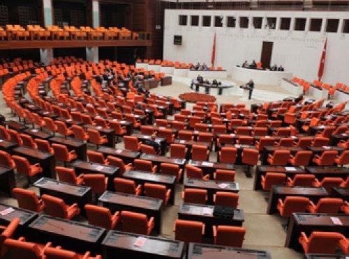 Kim hangi partiden aday