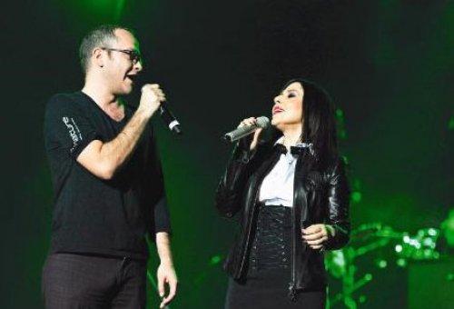 Nilüfer'le 12 düet 