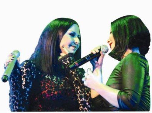 Nilüfer'le 12 düet 