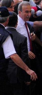 Kim hangi partiden aday