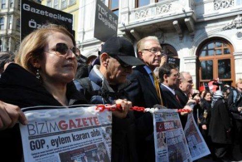 Gazeteciler özgürlük için bir kez daha meydanda - Resim 14