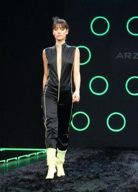 Cansu Dere'nin en özel fotoğrafları