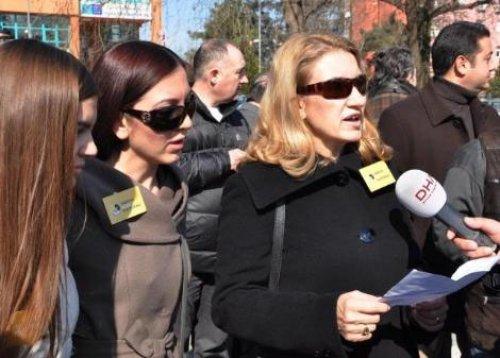 Asker eşlerinin Gölcük eylemi - Resim 5