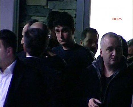 İbrahim Tatlıses başından vuruldu 