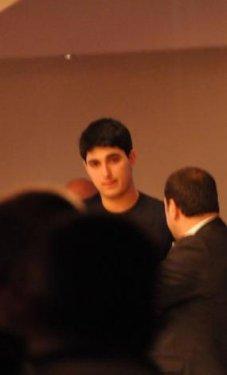 İbrahim Tatlıses başından vuruldu 