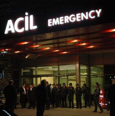 İbrahim Tatlıses başından vuruldu 