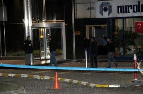 İbrahim Tatlıses başından vuruldu 