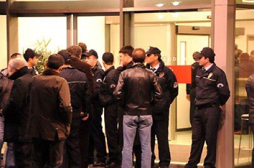 İbrahim Tatlıses başından vuruldu 