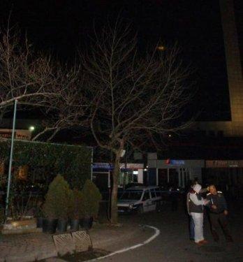 İbrahim Tatlıses başından vuruldu 