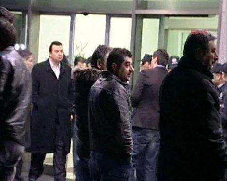 İbrahim Tatlıses'in kadınları hastanede buluştu - Resim 14