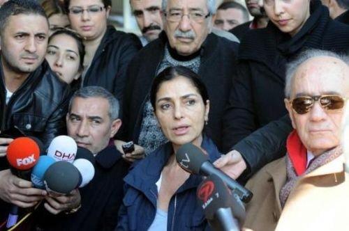 İbrahim Tatlıses'in kadınları hastanede buluştu - Resim 2