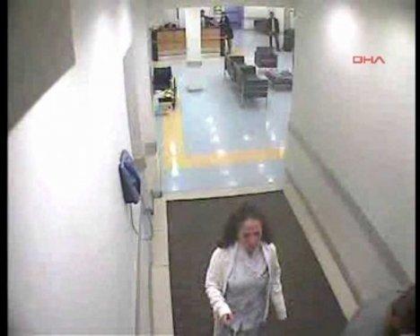 İbrahim Tatlıses'in hastaneye getiriliş görüntüleri - Resim 4