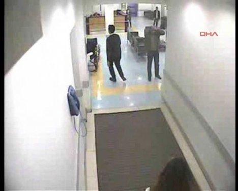 İbrahim Tatlıses'in hastaneye getiriliş görüntüleri - Resim 1