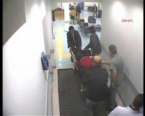 İbrahim Tatlıses'in hastaneye getiriliş görüntüleri - Resim 6