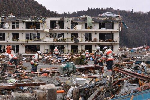 Japonya depreminden arda kalanlar - Resim 18