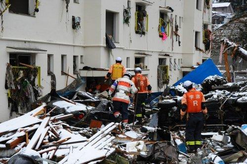 Japonya depreminden arda kalanlar - Resim 33