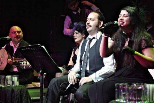 Pelin Batu sahnede büyüledi - Resim 6