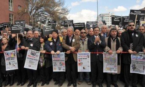 Gazeteciler Ankara'da eylemde - Resim 3