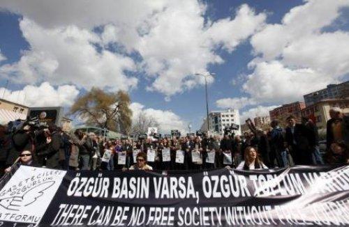 Gazeteciler Ankara'da eylemde - Resim 14