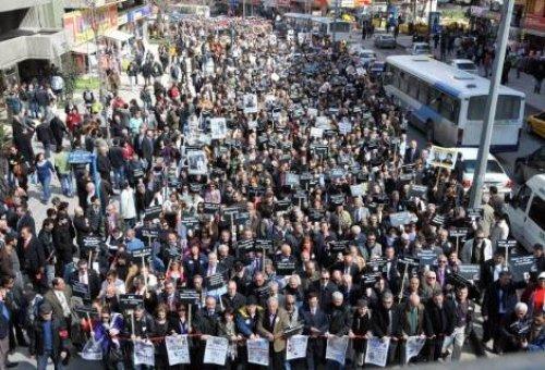 Gazeteciler Ankara'da eylemde - Resim 1