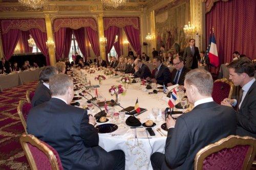 Savaş uçakları Libya semalarında  - Resim 9