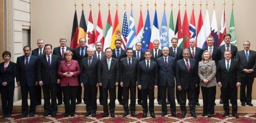 Savaş uçakları Libya semalarında  - Resim 14
