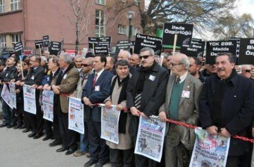 Gazeteciler Ankara'da eylemde - Resim 4