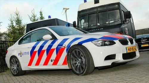 Dünya'dan polis araçları - Resim 43
