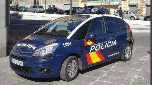 Dünya'dan polis araçları - Resim 60