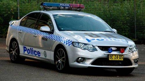 Dünya'dan polis araçları - Resim 26