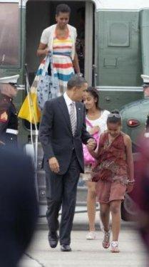 Libya bombalanıyor Obama tatilde - Resim 12