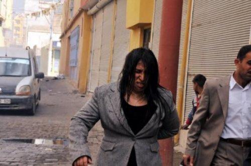 BDP'li kadın vekil, başkomiseri tokatladı  - Resim 5