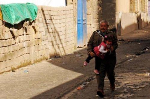 BDP'li kadın vekil, başkomiseri tokatladı  - Resim 19