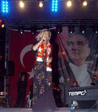 Ünlüler hakkında hiç bilmedikleriniz