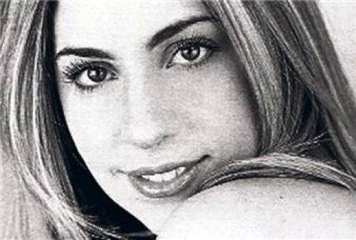 Kendini açlıktan öldürüyor