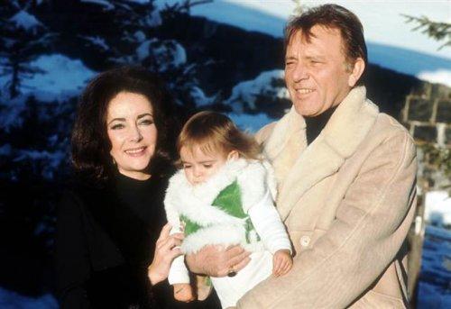 Elizabeth Taylor'un  79 yıla sığan hayatı 