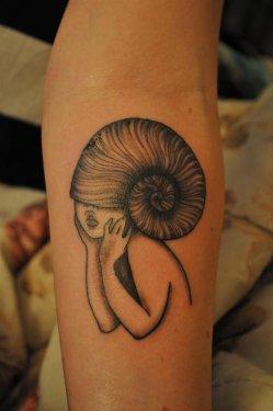 Meraklısına fikir veren dövmeler