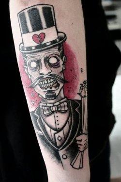 Meraklısına fikir veren dövmeler