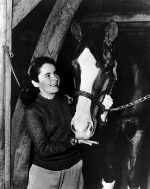 Elizabeth Taylor'un  79 yıla sığan hayatı 